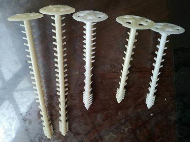 建筑保温钉2